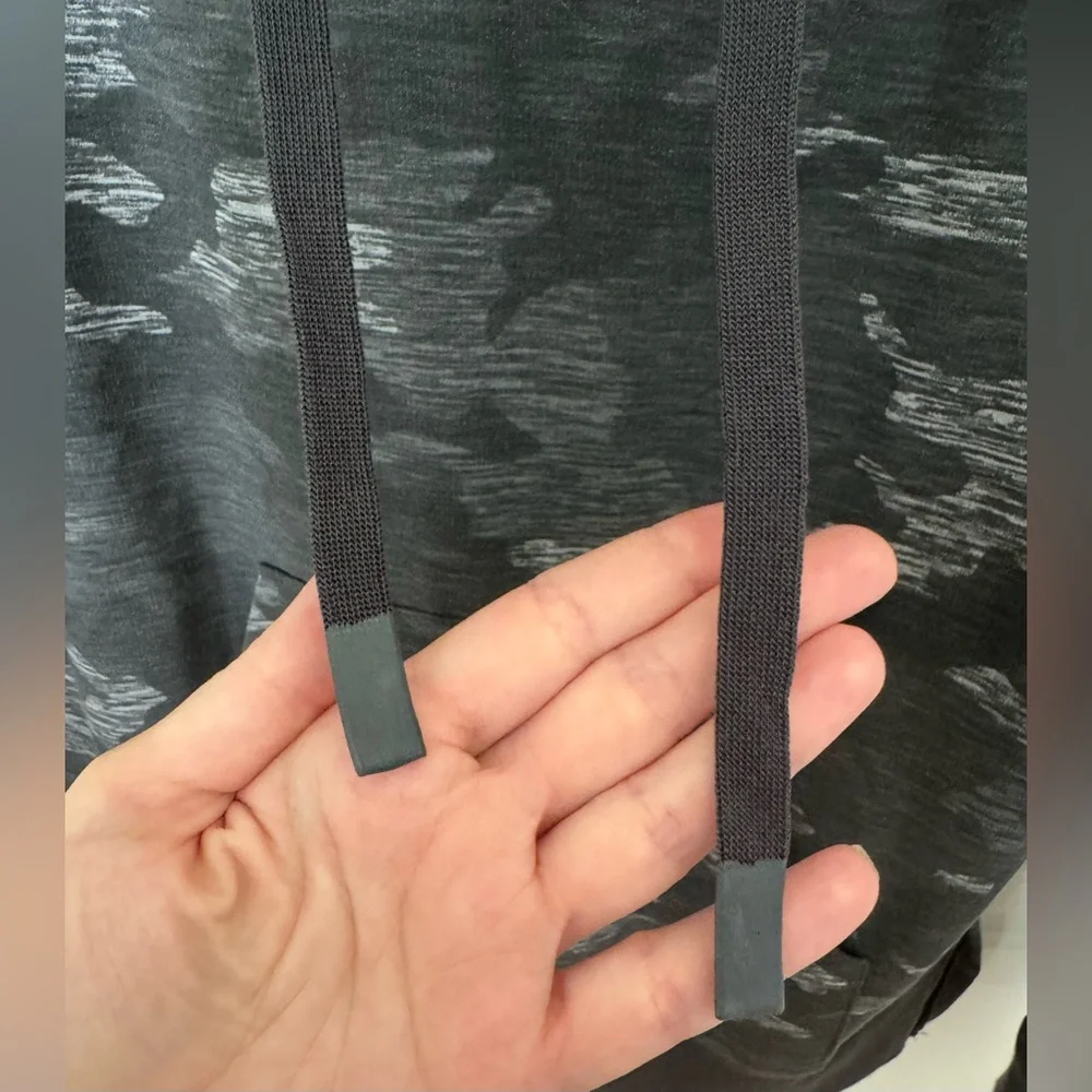 Athletic Works camo sweatshirt XS - Picture 4 of 7